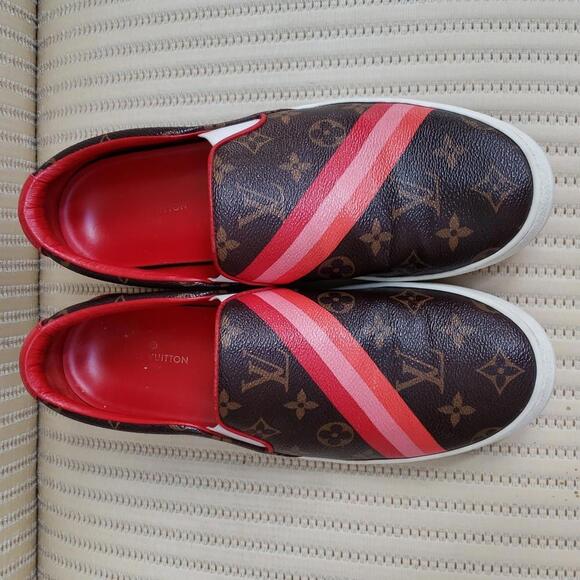 LOUIS VUITTON LV MONOGRAM FRONTROW SLIP ON SNEAKERS FLATS - Picture 2 of 9